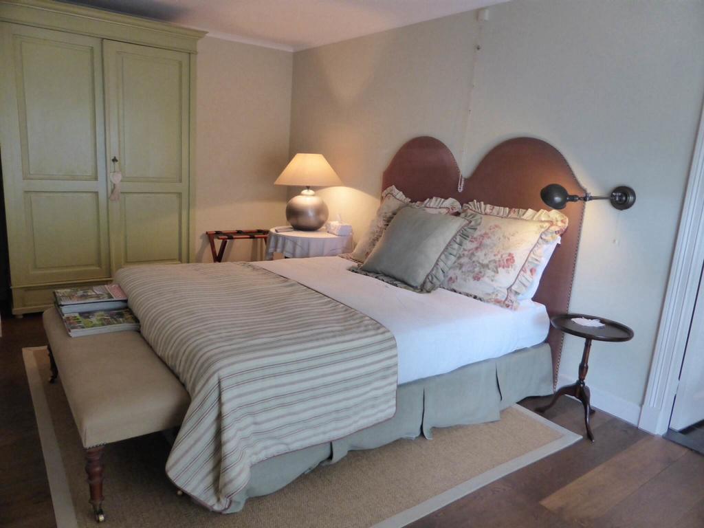 Landrop Bed & Breakfast Hoogeloon Room photo
